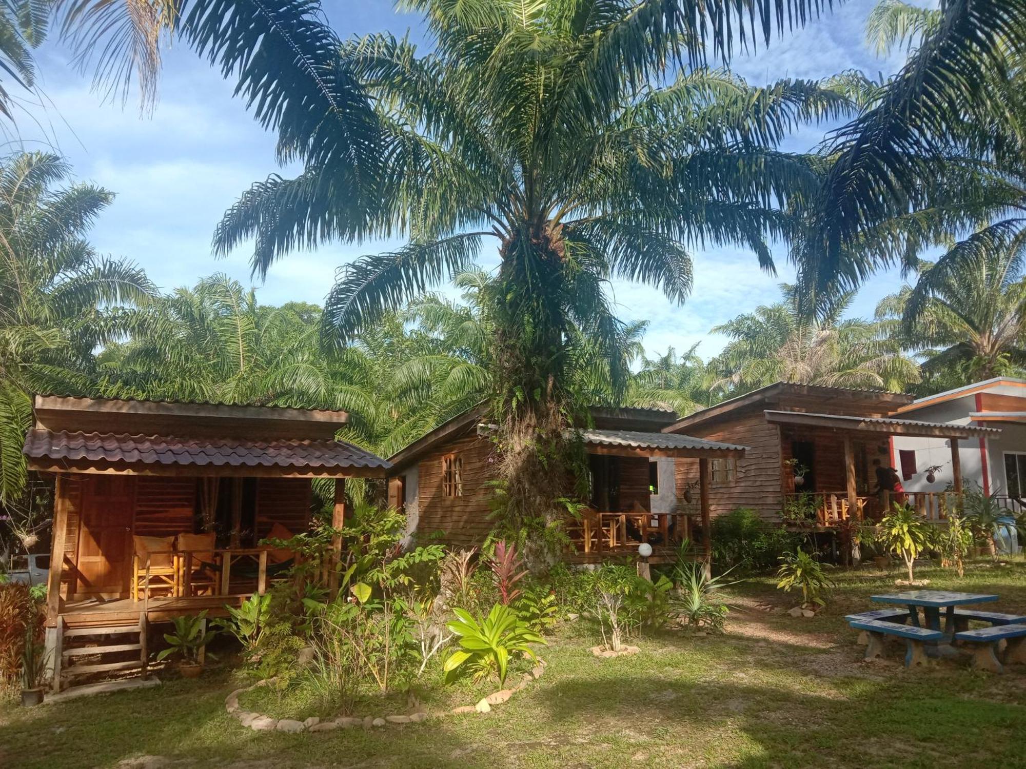 Hotel Mada Lanta Mai Keaw Ko Lanta Habitación foto